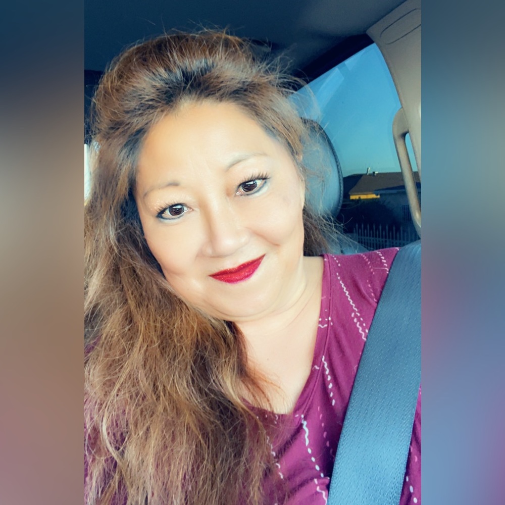 Meet your Posher, Valerie